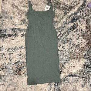 Women’s hello Molly midi dress size L